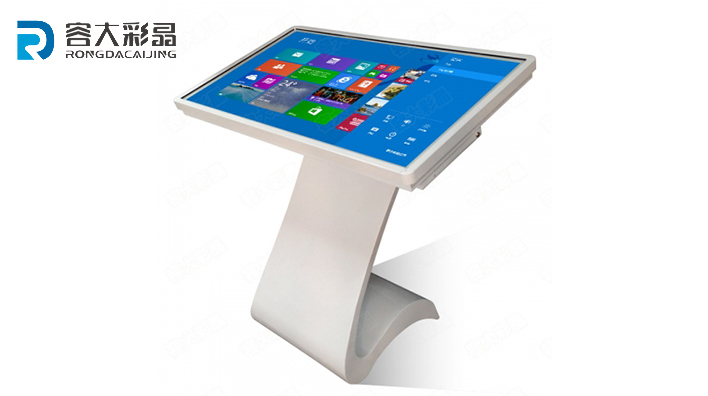 介紹選擇觸摸一體機(jī)需要注意的要點